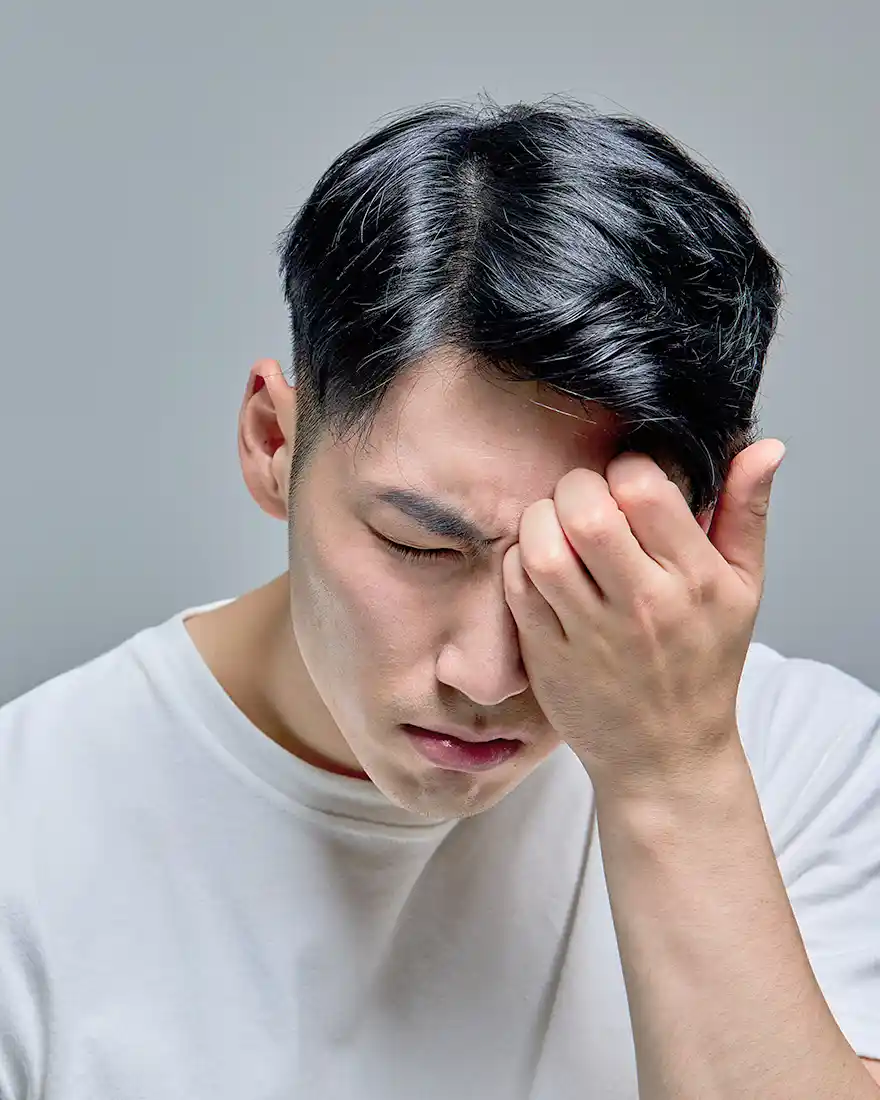망막 박리 질환 및 수술 관련 이미지